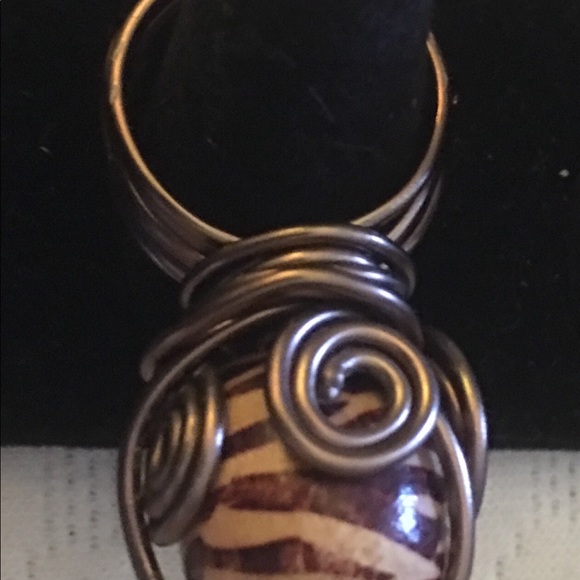 SOLD WOOD ZEBRA PRINT RING SOLD - Picture 4 of 7